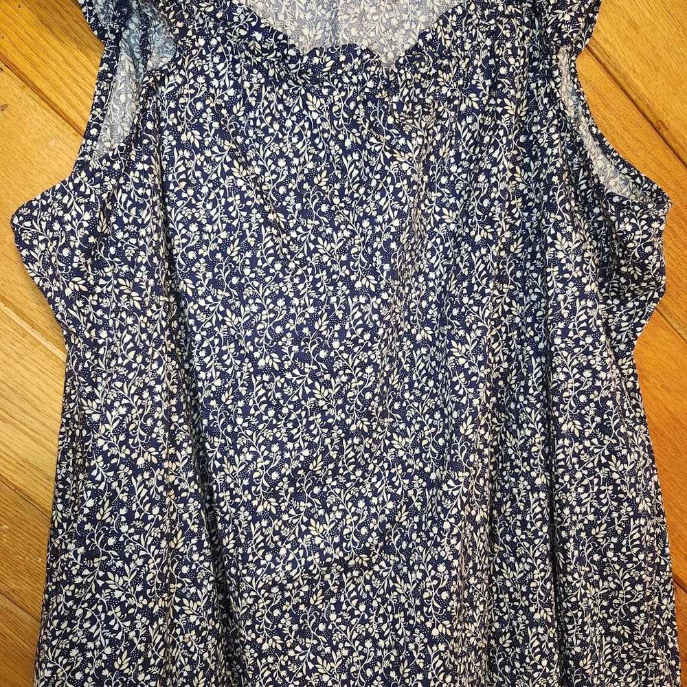 Old Navy flutter sleeve cotton poplin smocked cut… - image 6