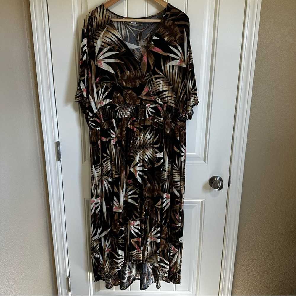 Old navy women’s maxi dress xxl tropical - image 2