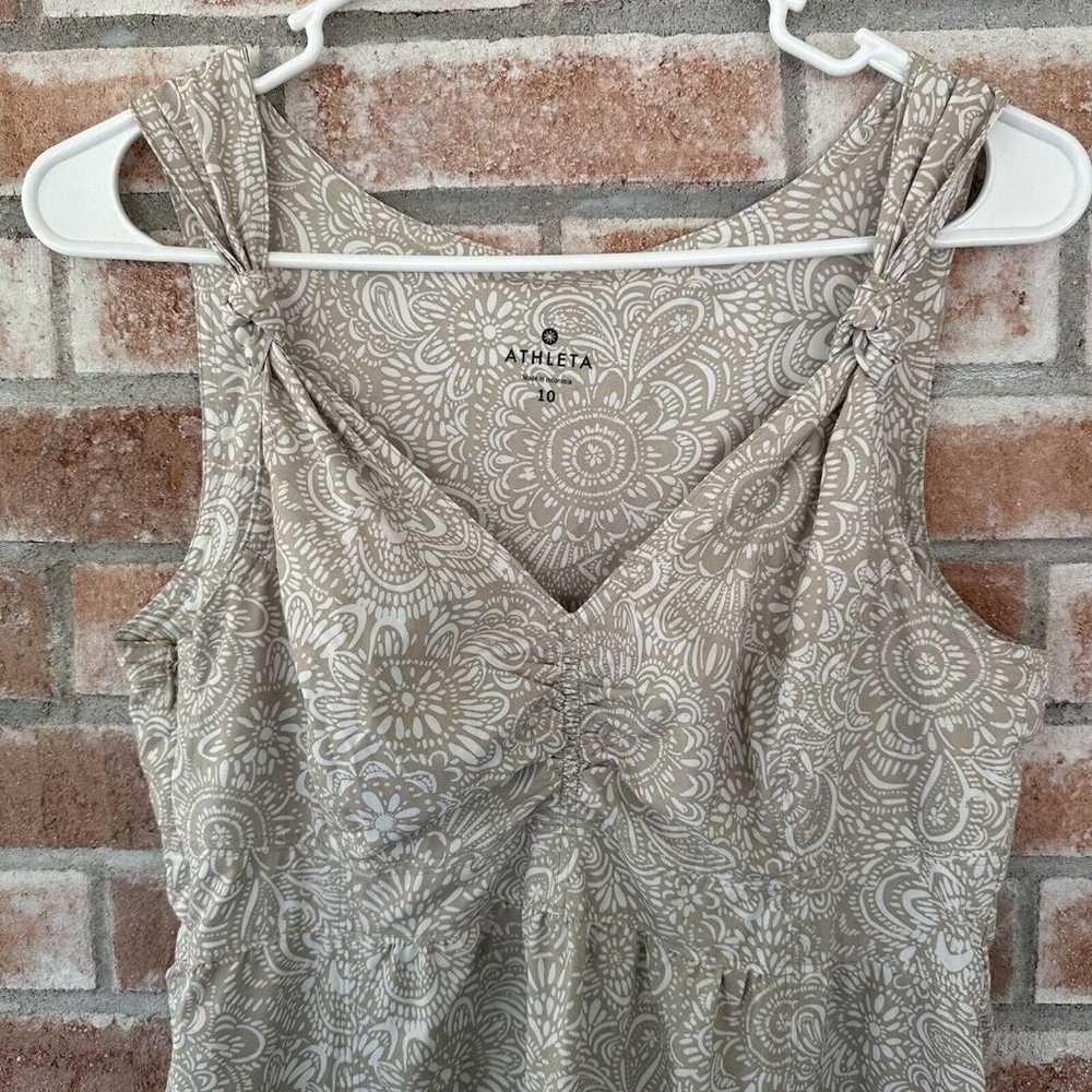 Athleta Nearly Knotical Dress Size 10 Tan Paisley - image 3