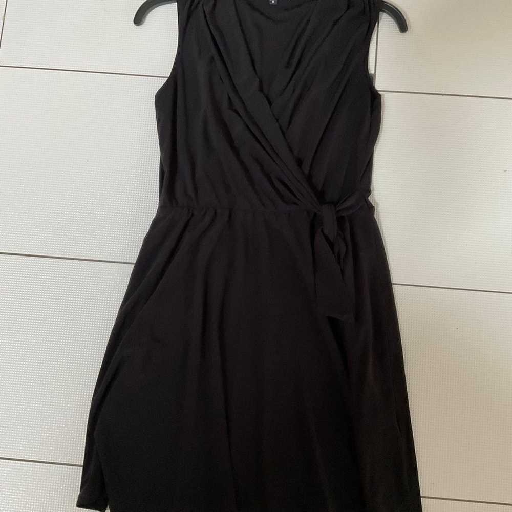 Tahari Black Sleeveless Side Tie Split V-Neck Pol… - image 3