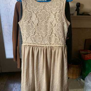 Cream Lace overlay dress - image 1