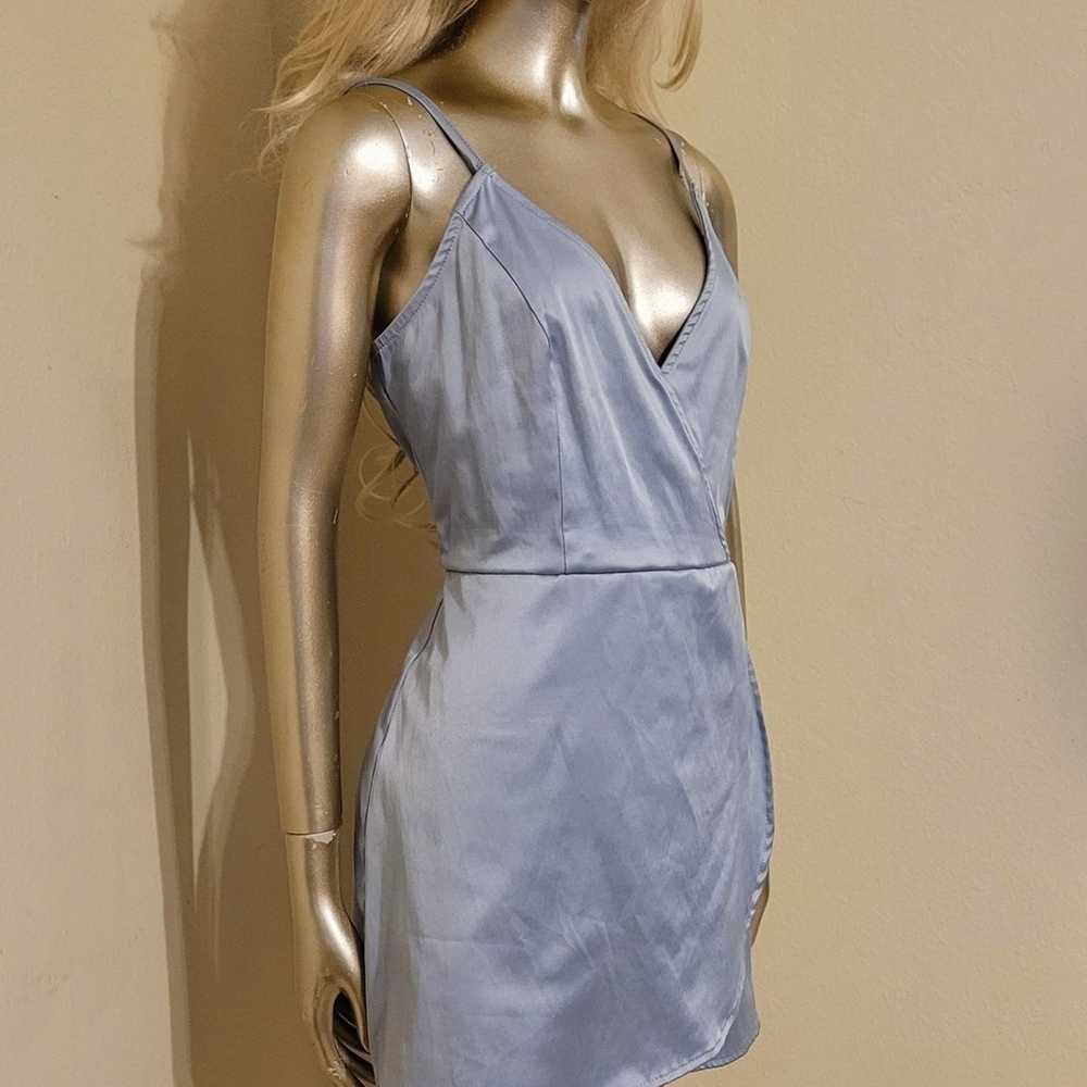 PERIWINKLE BLUE FAUX WRAP STRAPPY ROMPER SIZE LAR… - image 7