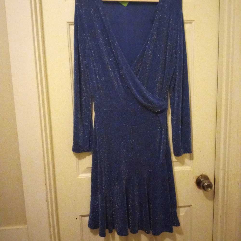 XL Figure flattering sparkly royal blue Michael K… - image 4