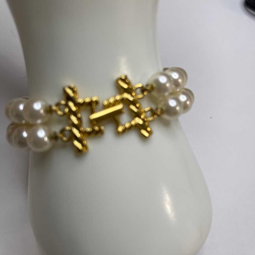 faux pearl bracelet double strand gold tone clasp… - image 1