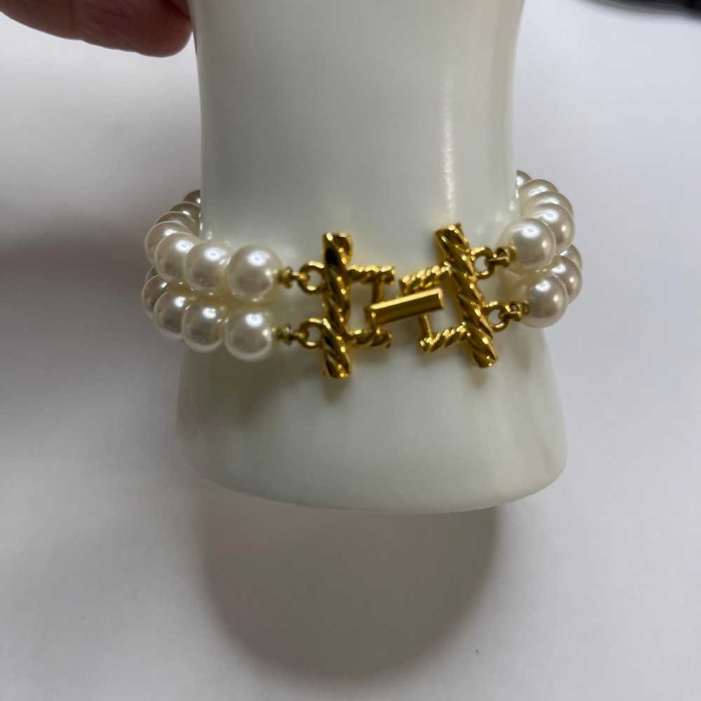 faux pearl bracelet double strand gold tone clasp… - image 5