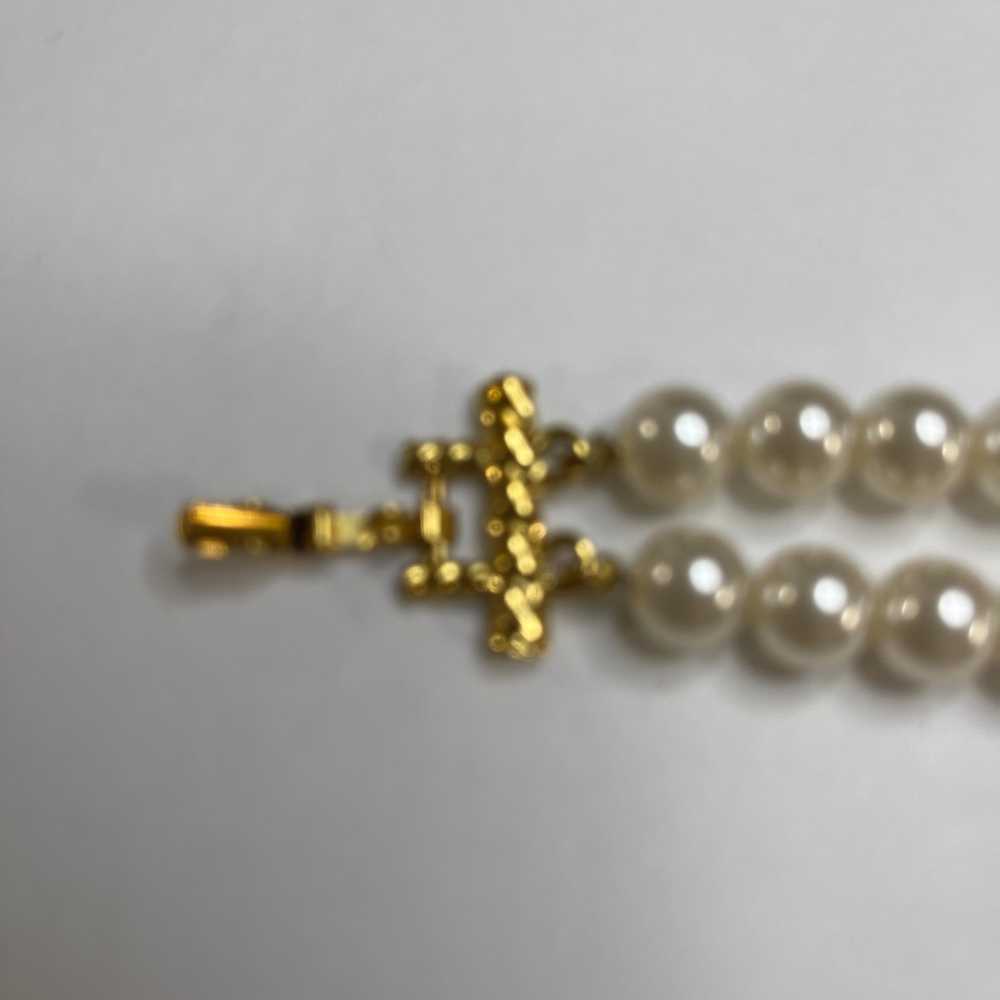 faux pearl bracelet double strand gold tone clasp… - image 8