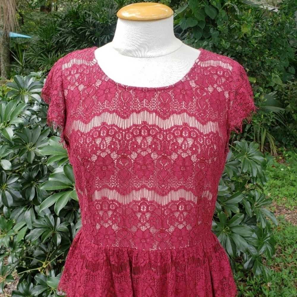 Anthropologie Maeve Sz M Elsa Wine Lace Peplum Dr… - image 5