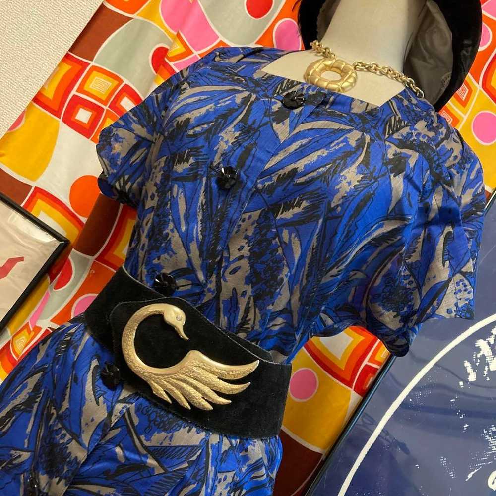 70's 80's vintage royal blue floral dress. - image 2