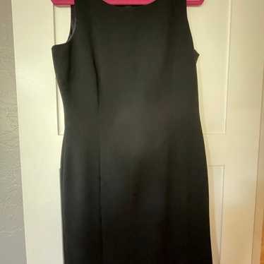 Ann Taylor black shift sleeveless dress