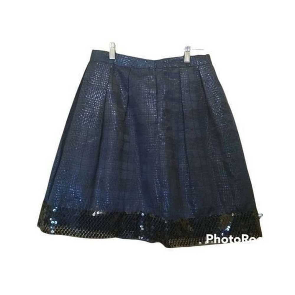 Tommy Hilfiger Wome's Black Skirt. Size 6 - image 2