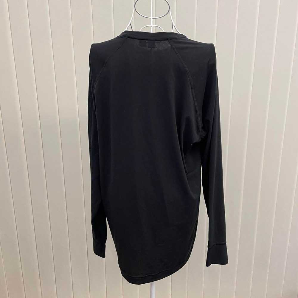 UNIQLO Women's Long Sleeve T-shirt Black Top - image 4