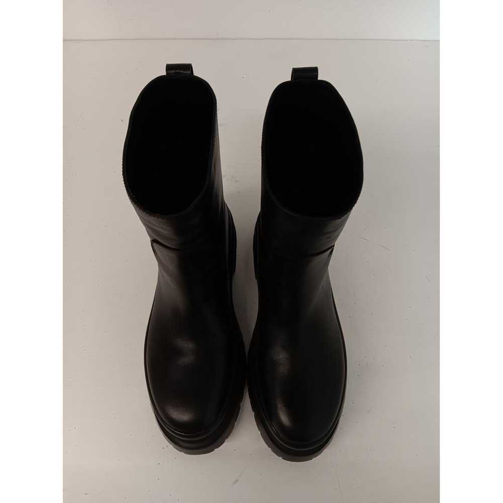 Valentino Garavani Leather boots - image 3