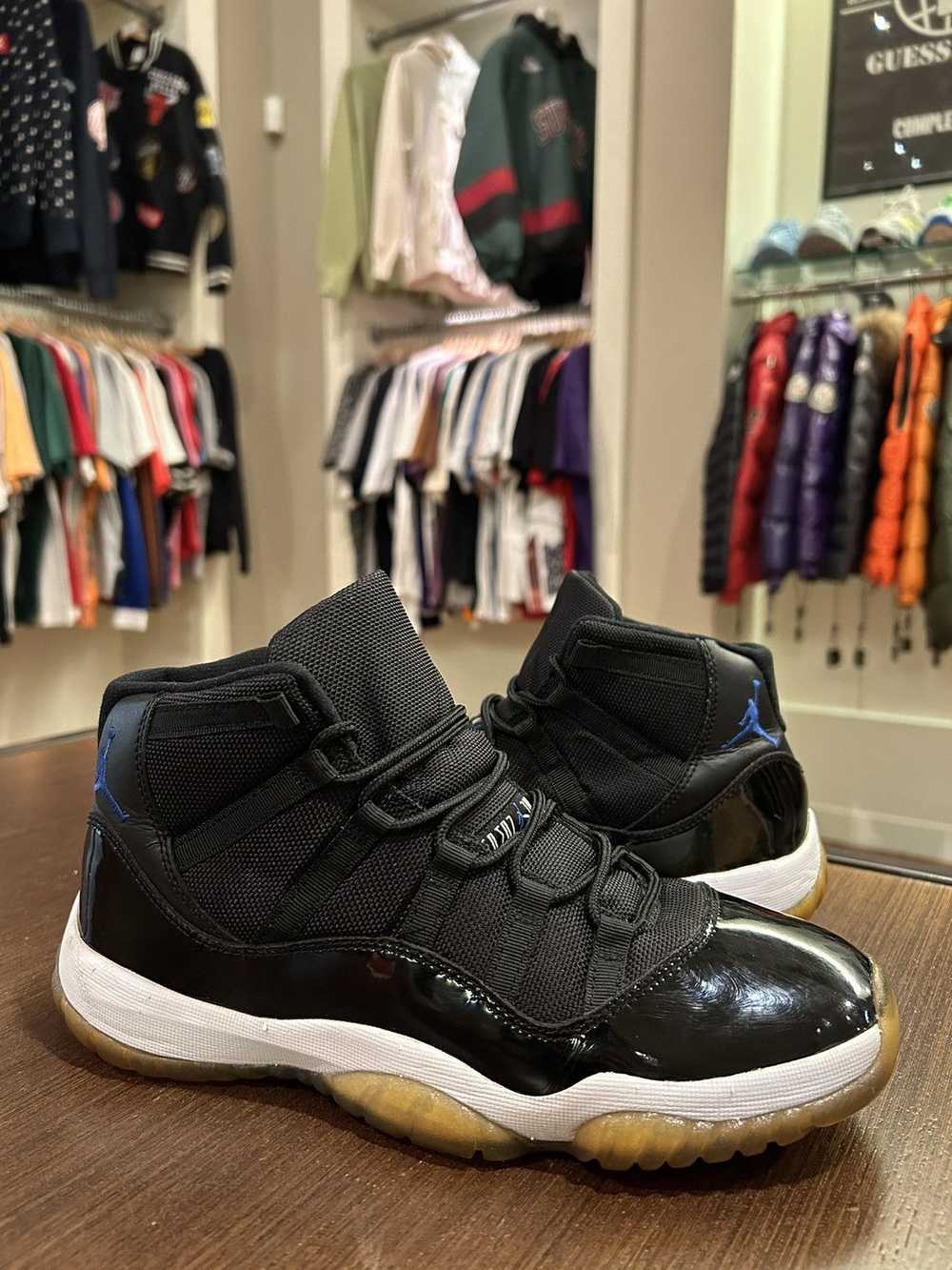 Nike Jordan 11 Retro Space Jam 2009 (GS) - image 2