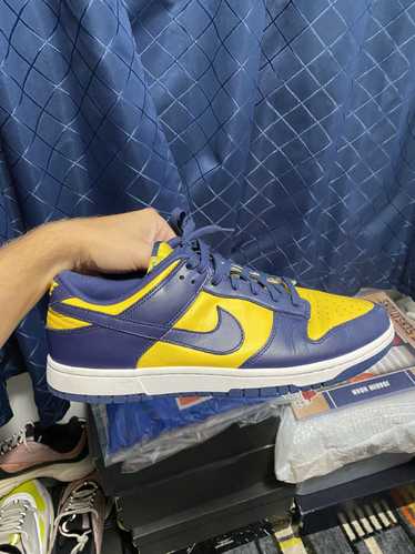 Nike Michigan dunks