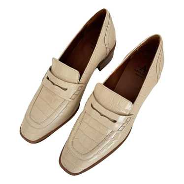 Aquatalia Leather flats