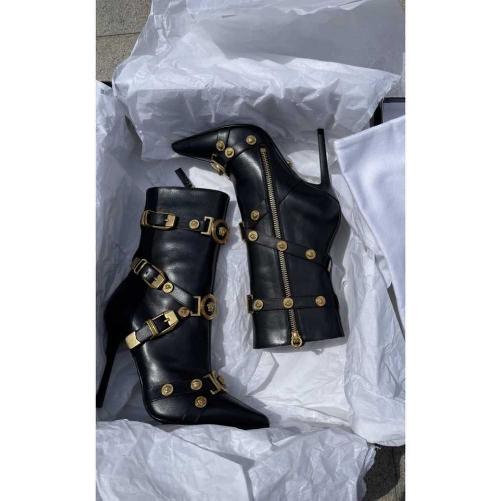 Versace Leather buckled boots - image 2