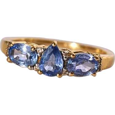 Royal Blue Ceylon Sapphire 3-stone Gold Band Ring - image 1