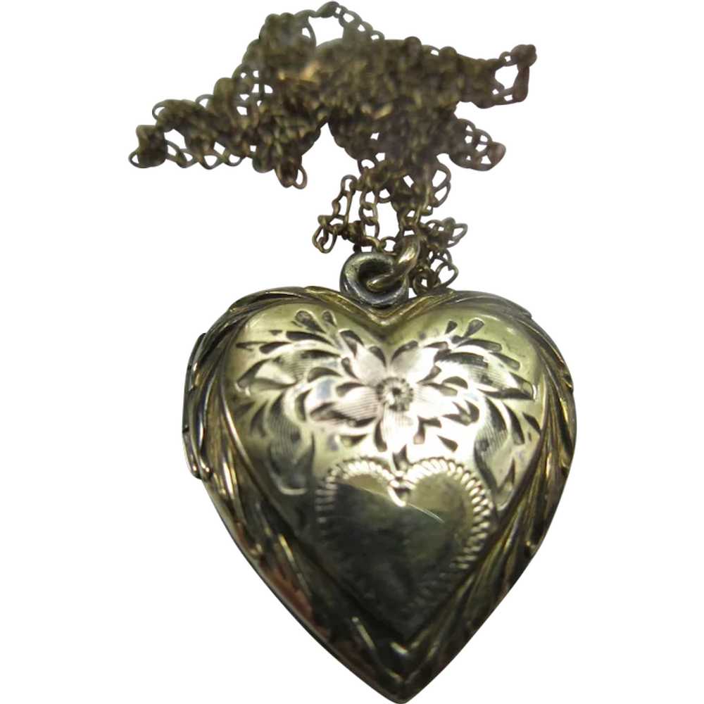 Vintage Heart Locket Necklace in Gold Fill on Sil… - image 1