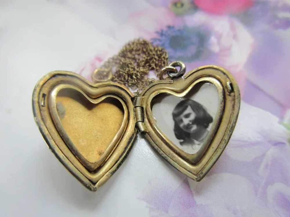 Vintage Heart Locket Necklace in Gold Fill on Sil… - image 5