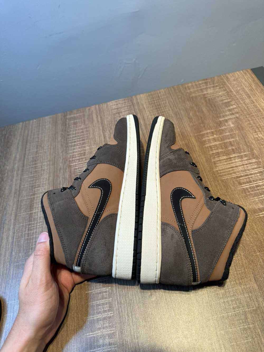 Jordan Brand Nike Air Jordan 1 Mid SE GS Earth To… - image 5