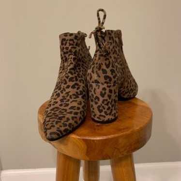 Stuart Weitzman Leopard Print Booties New Without… - image 1