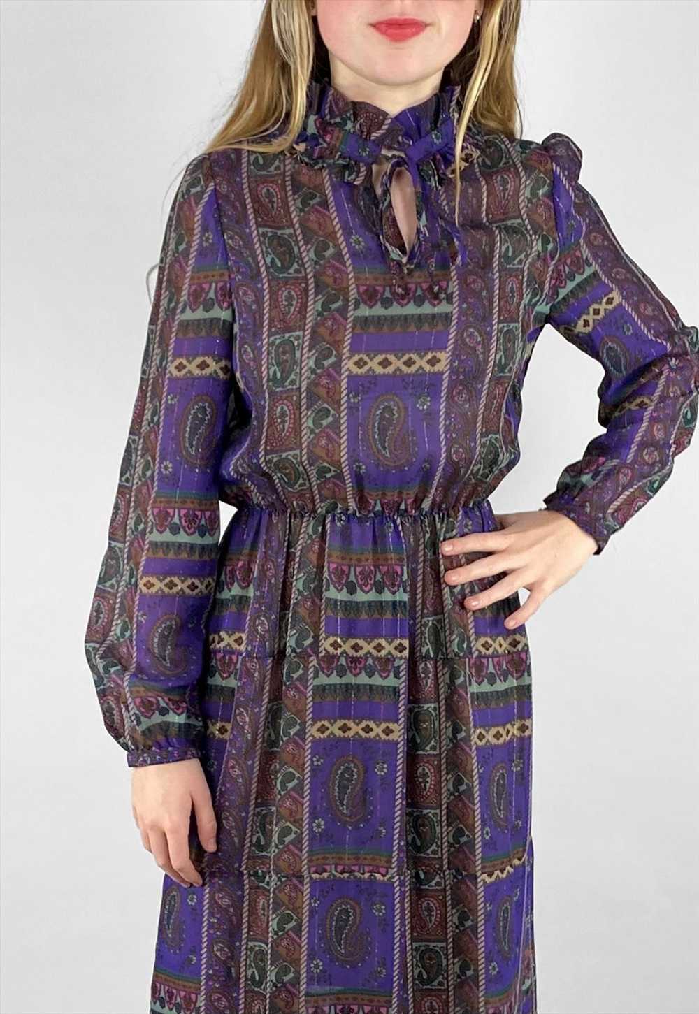 70's Vintage Purple Paisley Sheer Ruffle Lurex Mi… - image 2