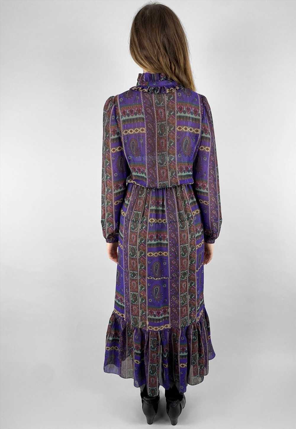 70's Vintage Purple Paisley Sheer Ruffle Lurex Mi… - image 3