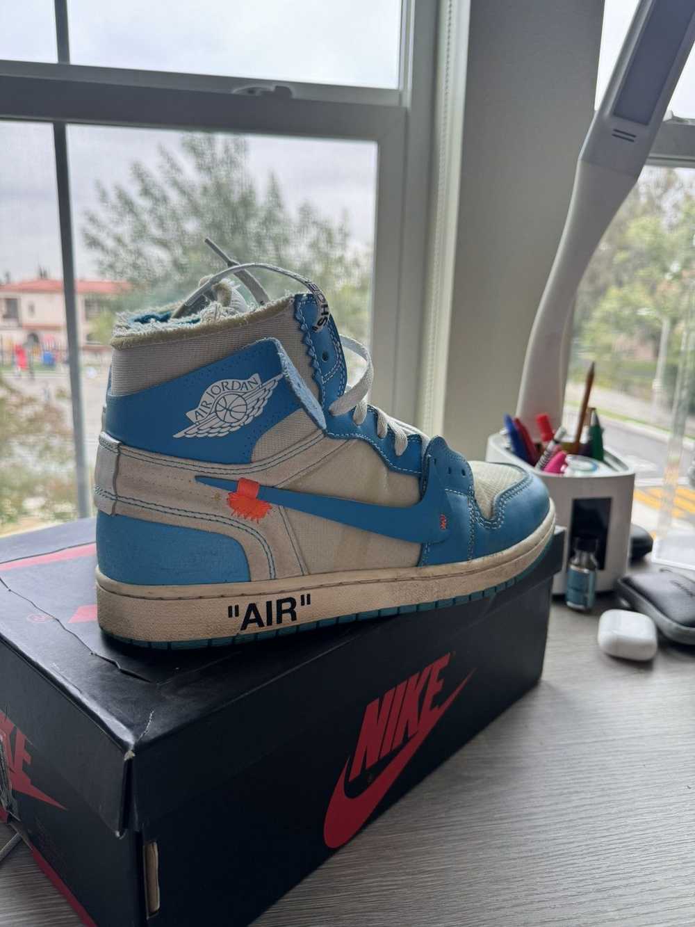 Jordan Brand × Nike × Off-White Jordan 1 High Off… - image 3