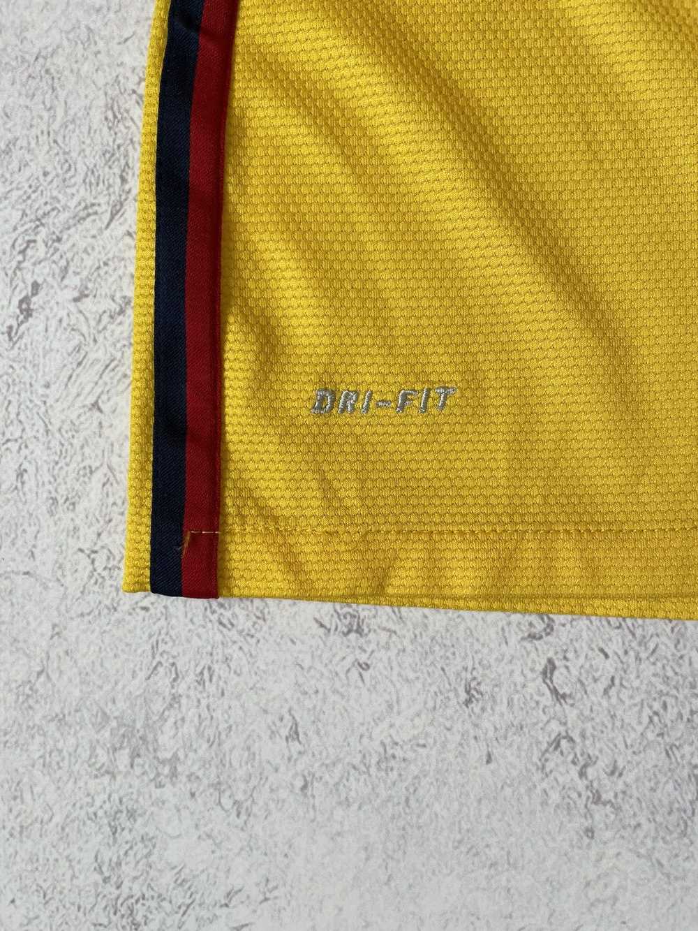 Nike × Soccer Jersey × Vintage Nike Barcelona Awa… - image 7