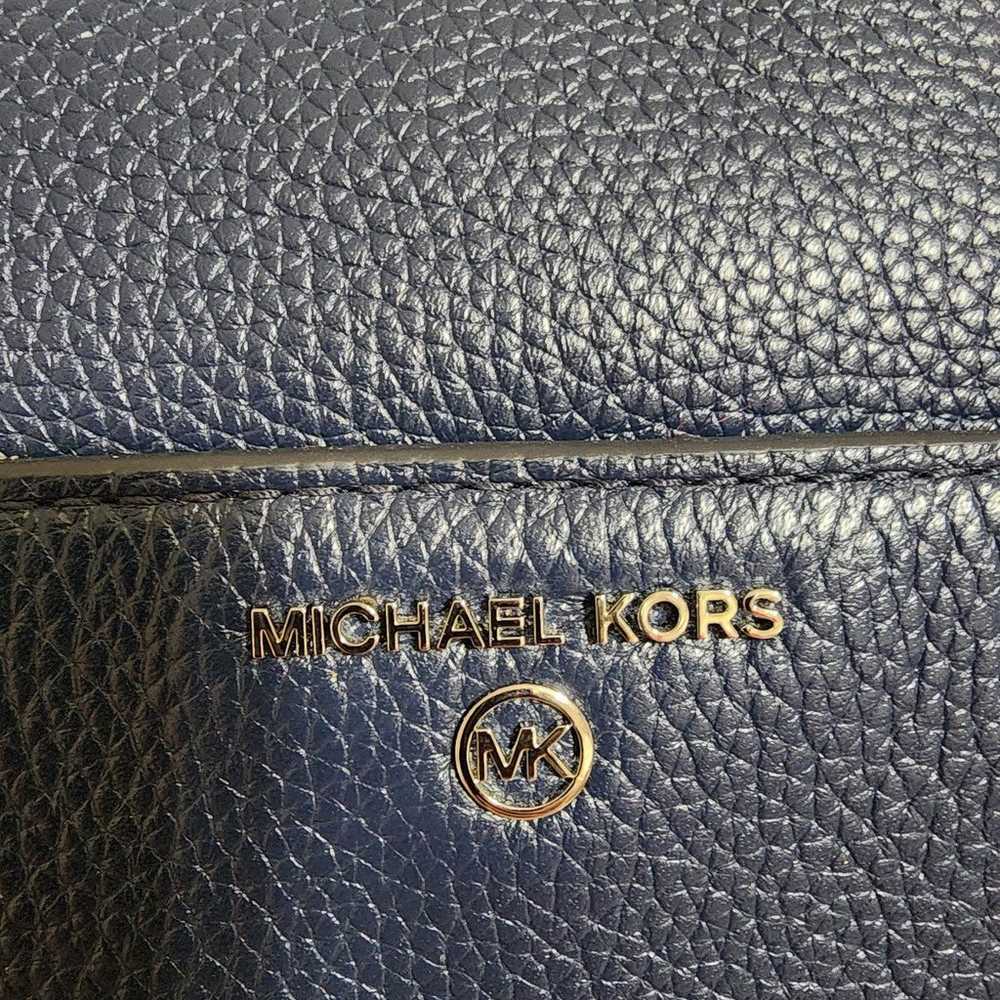 Authentic Michael Kors "Molly" Pebbled Leather La… - image 4