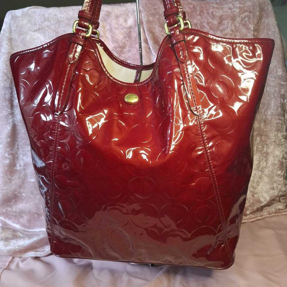 EUC COACH LARGE TOTE BAG PATENT LEATHER - image 1