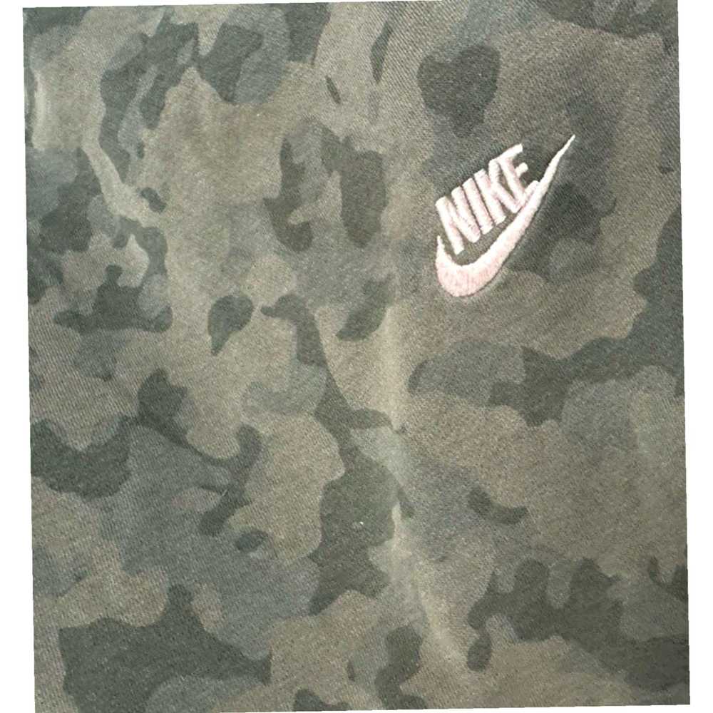 Nike Authentic Camouflage Design Cotton Shorts fo… - image 2