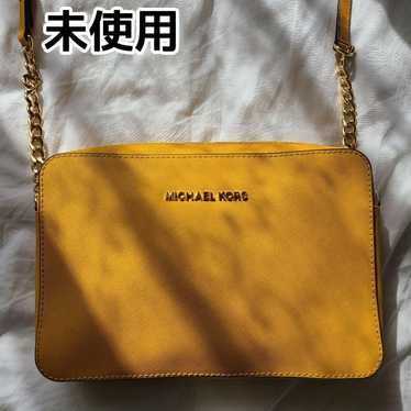 [Unused] Michael Kors Leather Shoulder Bag in Saff