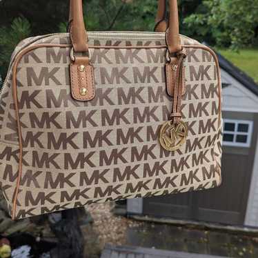 EUC Michael Michael Kors Satchel Hand Bag Brown An