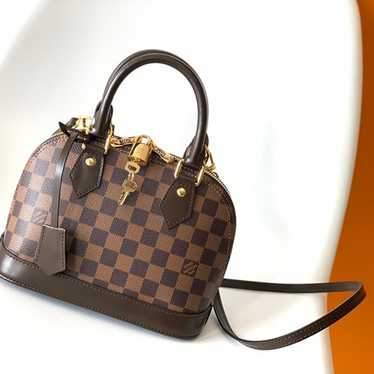 Louis Vuitton shoulder bag