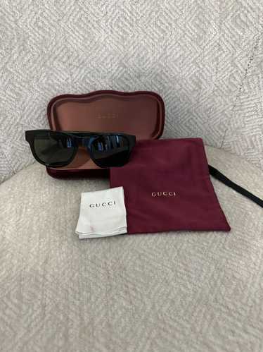 Gucci Classic Red/Green Stripe Sunglasses (Like Ne