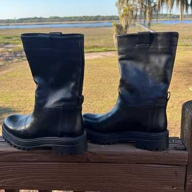 NWOT Steve Madden Boots