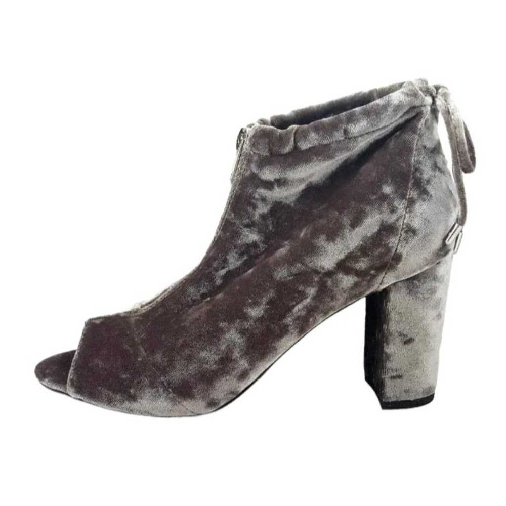 REPORT Ankle Boot  Women's 7.5 W  NWOB  Luxe SAKA… - image 3