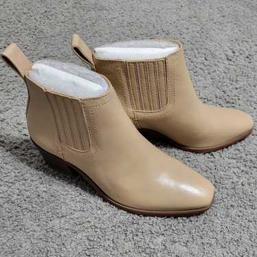 NWOT lucky brand idola booties