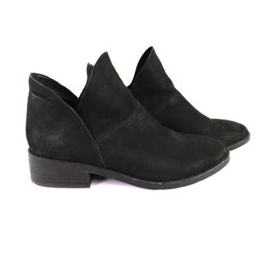 Eileen Fisher Leaf Tumbled Nubuck Black Leather Bo