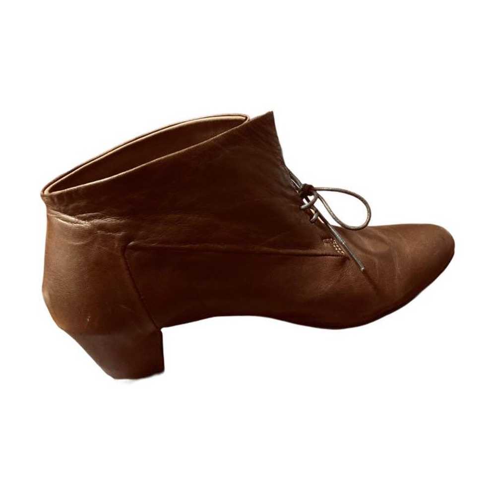 SAYA Lace-Up Short Boots (Camel) - image 3