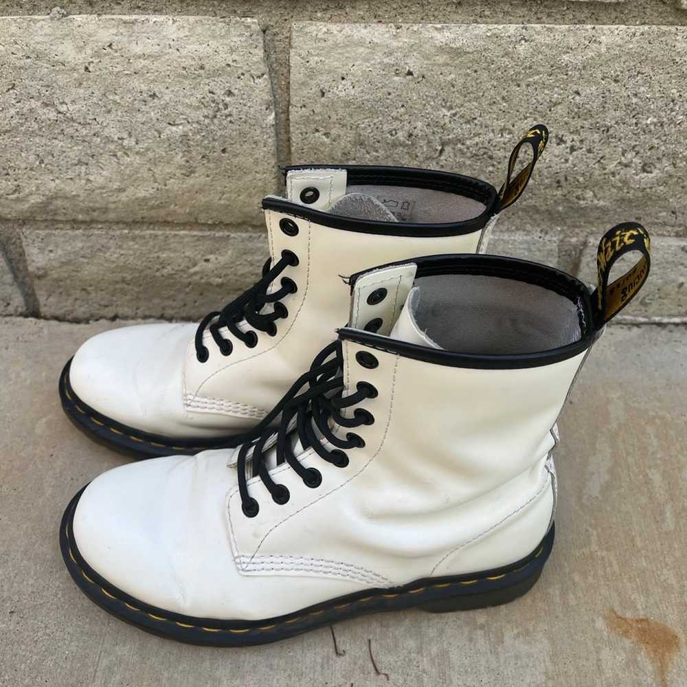 white leather doc martens size 8 women’s - image 2