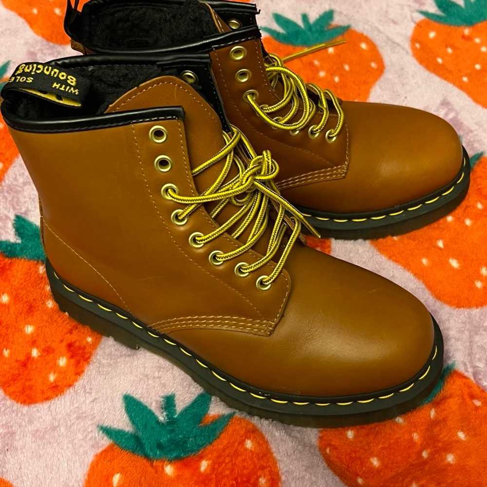 1460 DM'S WINTERGRIP LEATHER LACE UP BOOTS - image 1