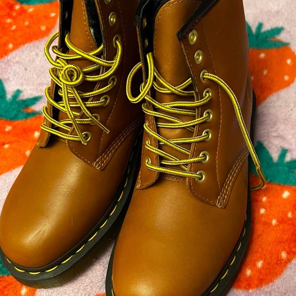 1460 DM'S WINTERGRIP LEATHER LACE UP BOOTS - image 4