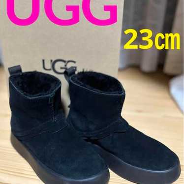 UGG (Ugg Boots)