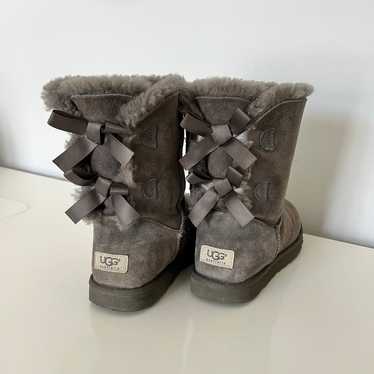 Grey Bailey Bow ll Uggs