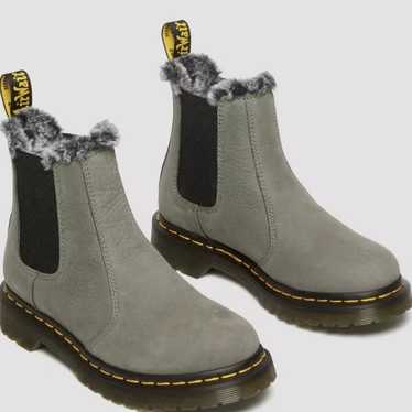 Dr Martens All Gender 2976 Lenore faux fur Boots