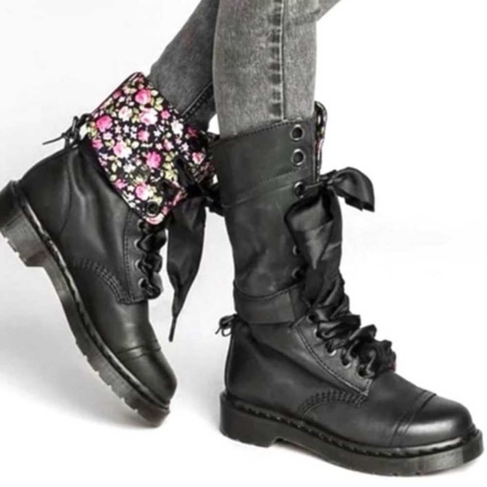 Dr. Martens Triumph 1914 Gray Pink Floral Combat … - image 1