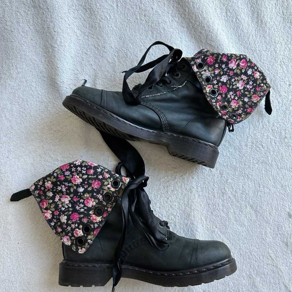 Dr. Martens Triumph 1914 Gray Pink Floral Combat … - image 4