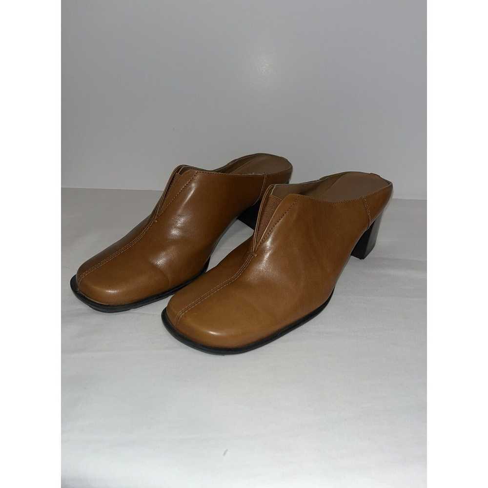 Naturalizer 8.5 Tan Camel Leather Mule - image 1